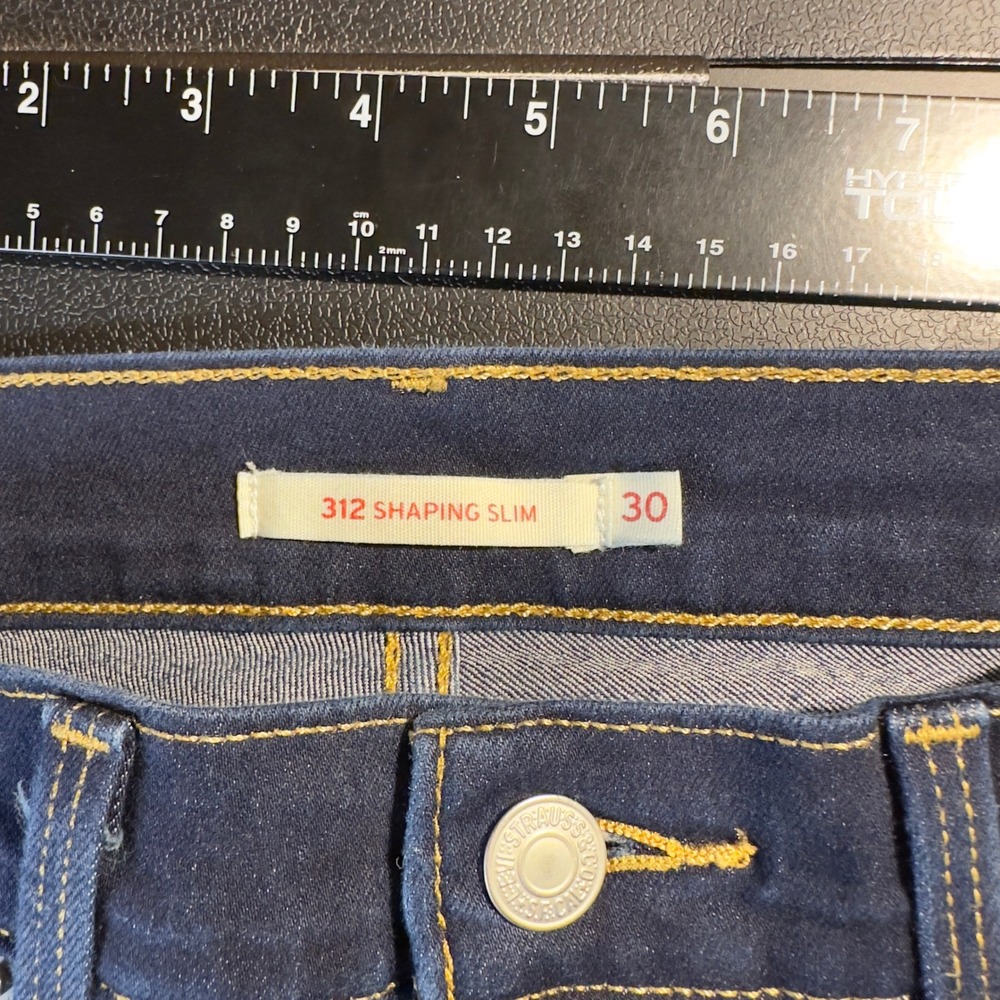 Levi's 312 Shaping Slim Jeans Womens 30 Dark Wash Indigo Denim Casual Mid Rise - Picture 3 of 6